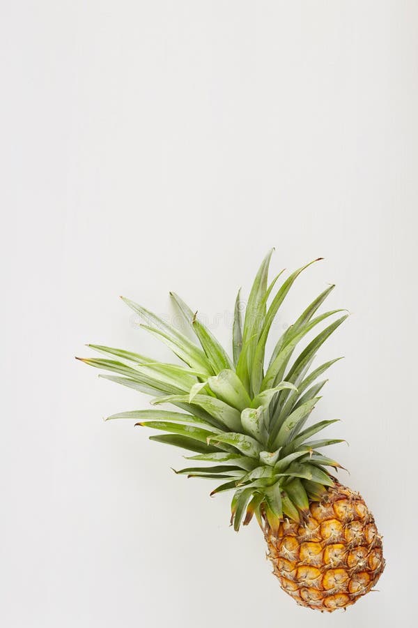 De Ananas wit hout van het de zomerconcept royalty-vrije stock foto