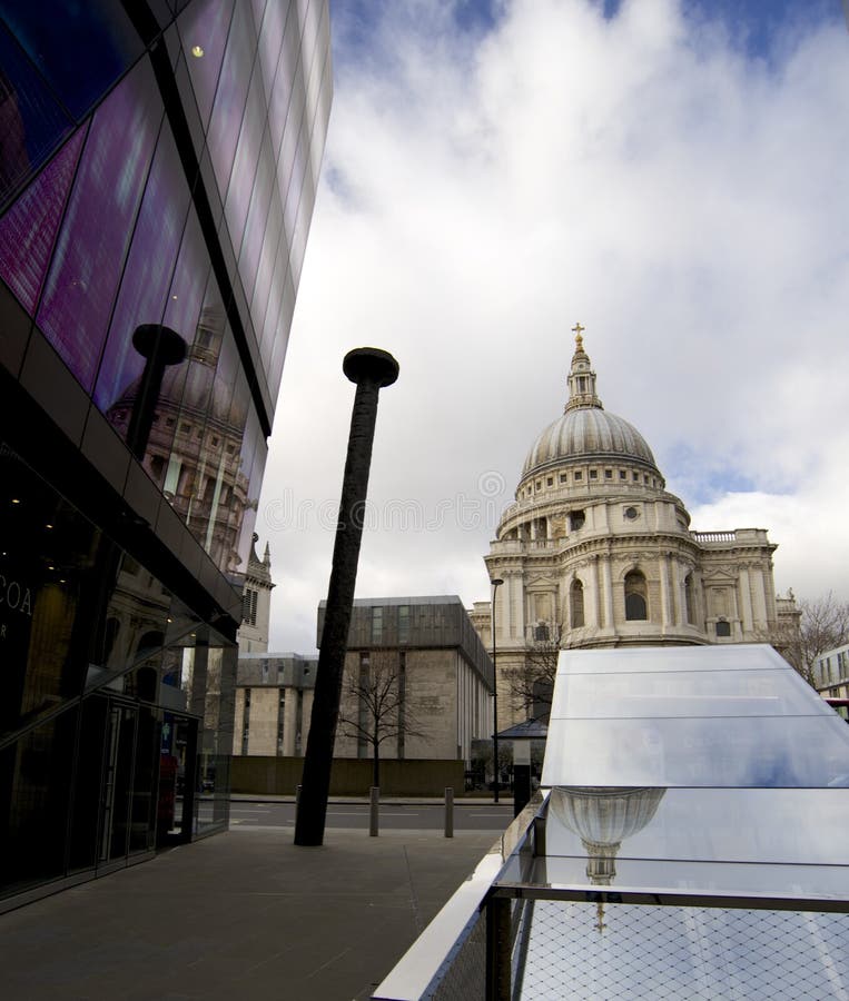 De Architectuur van Londen, st pauls royalty-vrije stock foto's De Architectuur van Londen, st pauls royalty-vrije stock foto's