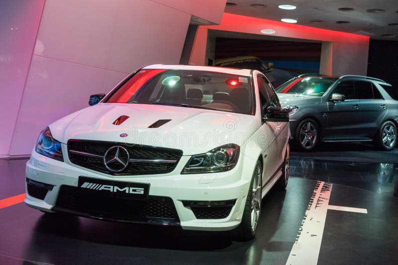 De auto's van Mercedes Benz AMG voor verkoop royalty-vrije stock foto's De auto's van Mercedes Benz AMG voor verkoop royalty-vrije stock foto's