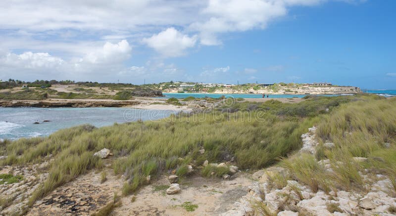 De baai van de duivels` s Brug - Caraïbische overzees - Antigua en Barbuda stock afbeelding De baai van de duivels` s Brug - Caraïbische overzees - Antigua en Barbuda stock afbeelding