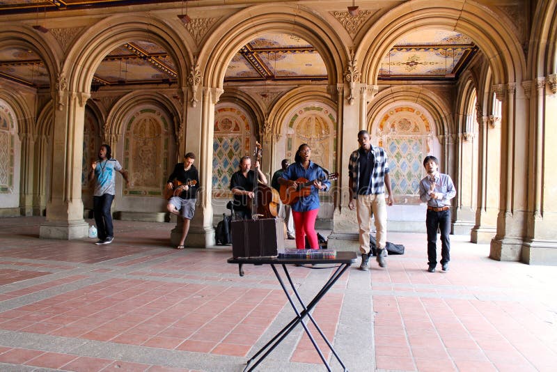 De Band van de evangeliemuziek, Centraal park, de stad van New York, de V.S. stock afbeelding De Band van de evangeliemuziek, Centraal park, de stad van New York, de V.S. stock afbeelding