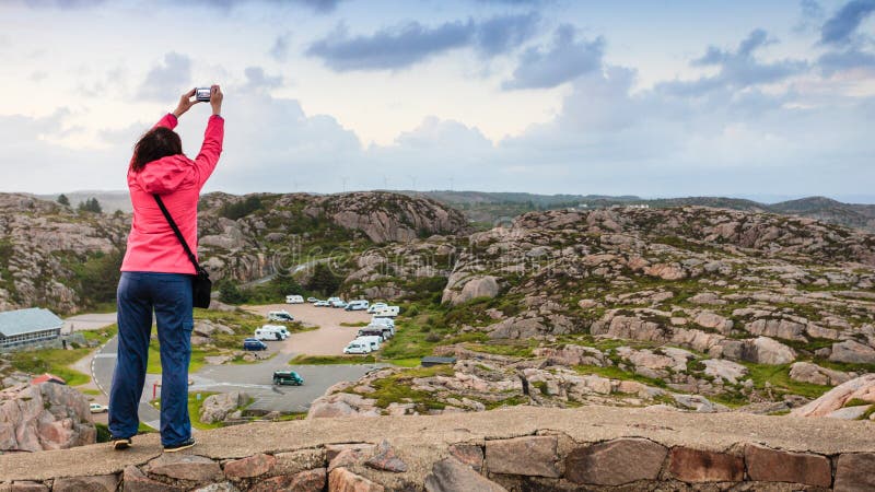 De bergweg van Trollstigen van de sleeplijnenweg in Noorwegen royalty-vrije stock afbeeldingen De bergweg van Trollstigen van de sleeplijnenweg in Noorwegen royalty-vrije stock afbeeldingen