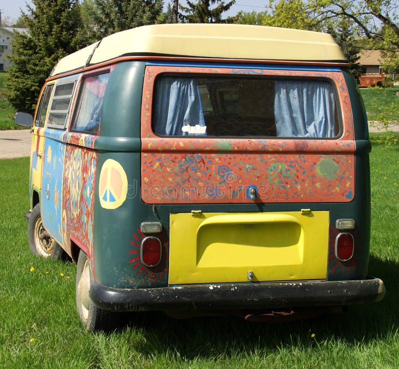 De Bestelwagen van de hippie stock afbeeldingen De Bestelwagen van de hippie stock afbeeldingen