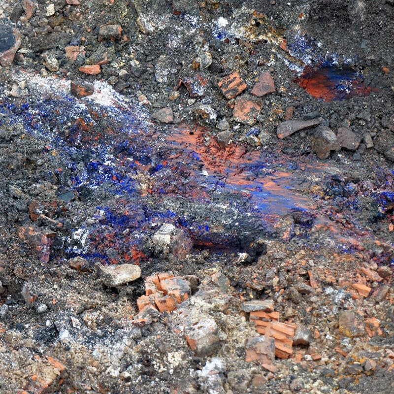 ` De bleu de Berlin de `, un composé toxique de cyanure, acide cyanhydrique, dans le sous-sol du chantier de construction pour le images stock ` De bleu de Berlin de `, un composé toxique de cyanure, acide cyanhydrique, dans le sous-sol du chantier de construction pour le images stock