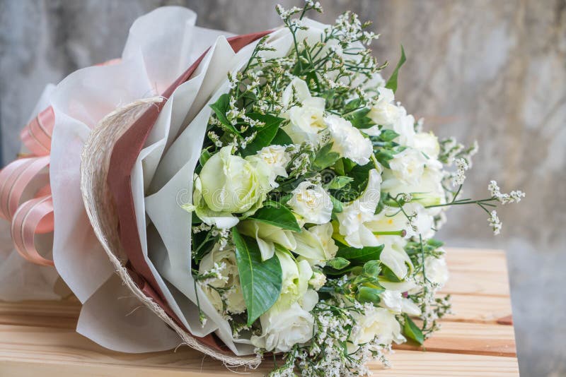 De boeketbloem van nam toe royalty-vrije stock afbeelding