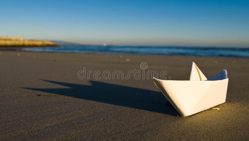 Papieren bootje stock afbeelding