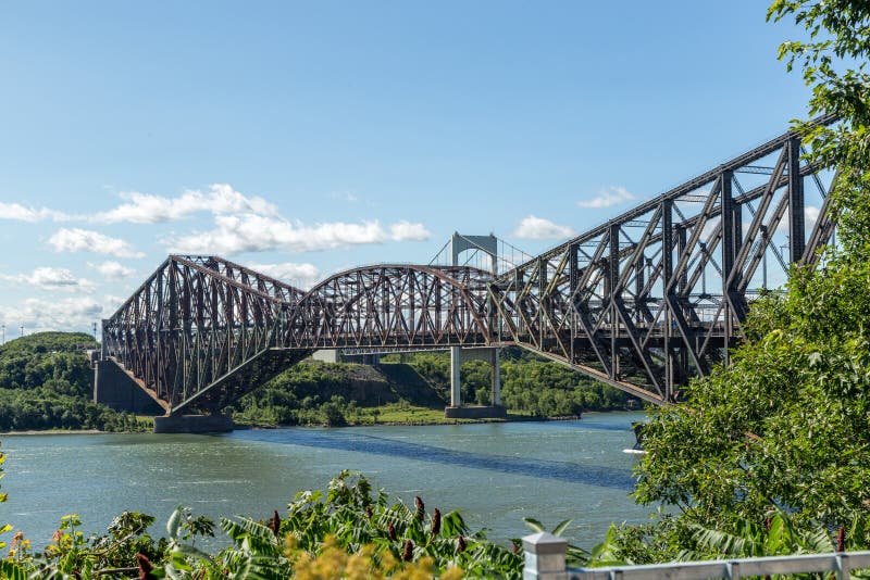 Pont DEBrug Quebec En Pierre-Laporte In De Stad Van Quebec ...