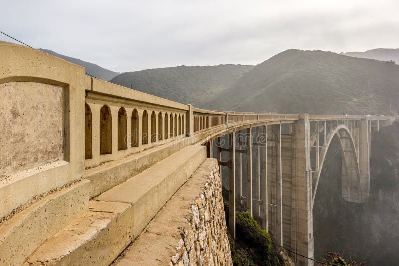 De Brug van de Bixbykreek op Weg 1, Californië royalty-vrije stock afbeelding De Brug van de Bixbykreek op Weg 1, Californië royalty-vrije stock afbeelding