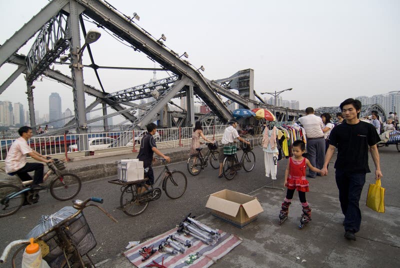 De Brug van Haizhu van Guangzhou stock afbeelding De Brug van Haizhu van Guangzhou stock afbeelding