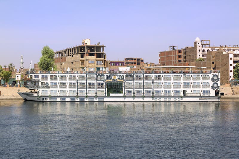 De cruiseschip van Nijl, Egypte stock foto De cruiseschip van Nijl, Egypte stock foto