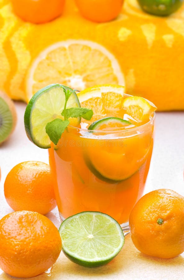 De Drank van de citrusvrucht stock foto De Drank van de citrusvrucht stock foto