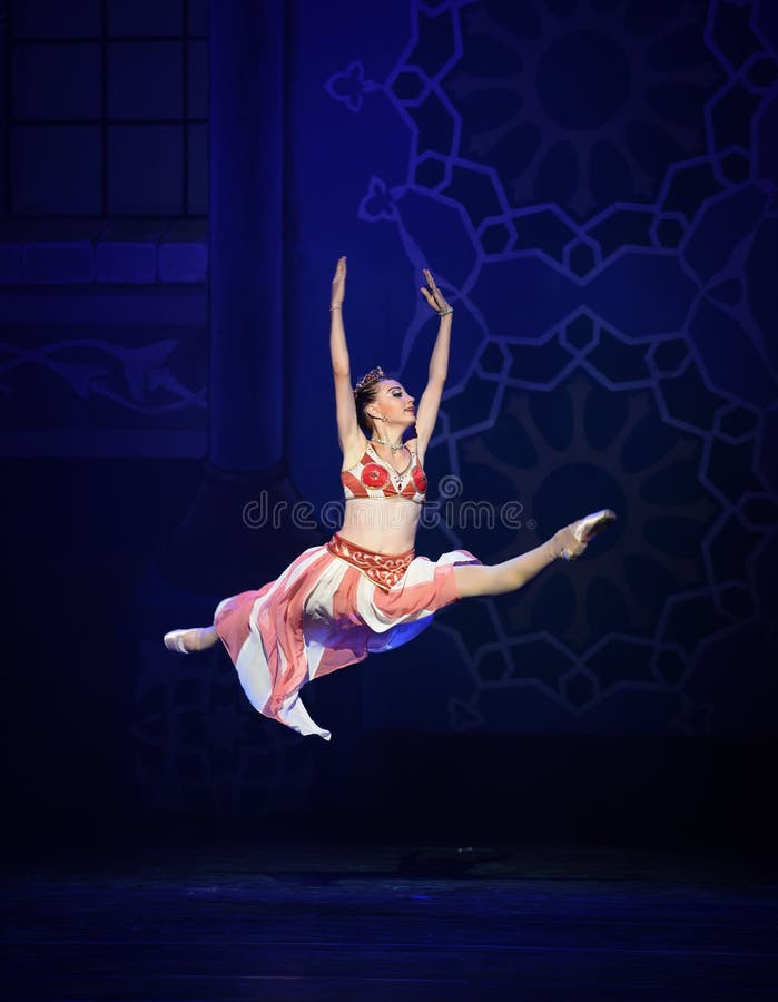 Galope-balé “Mil e Uma Noites” fotos de stock