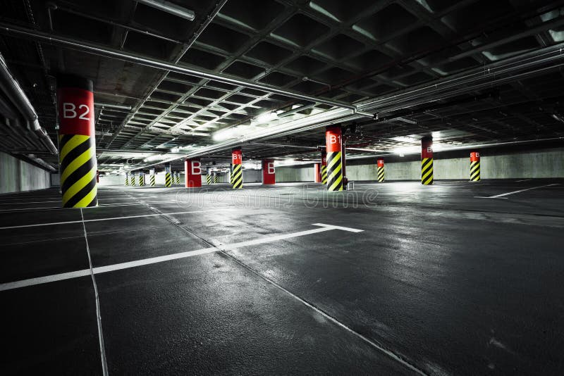 De garage van het parkeren, ondergrondse architectuur