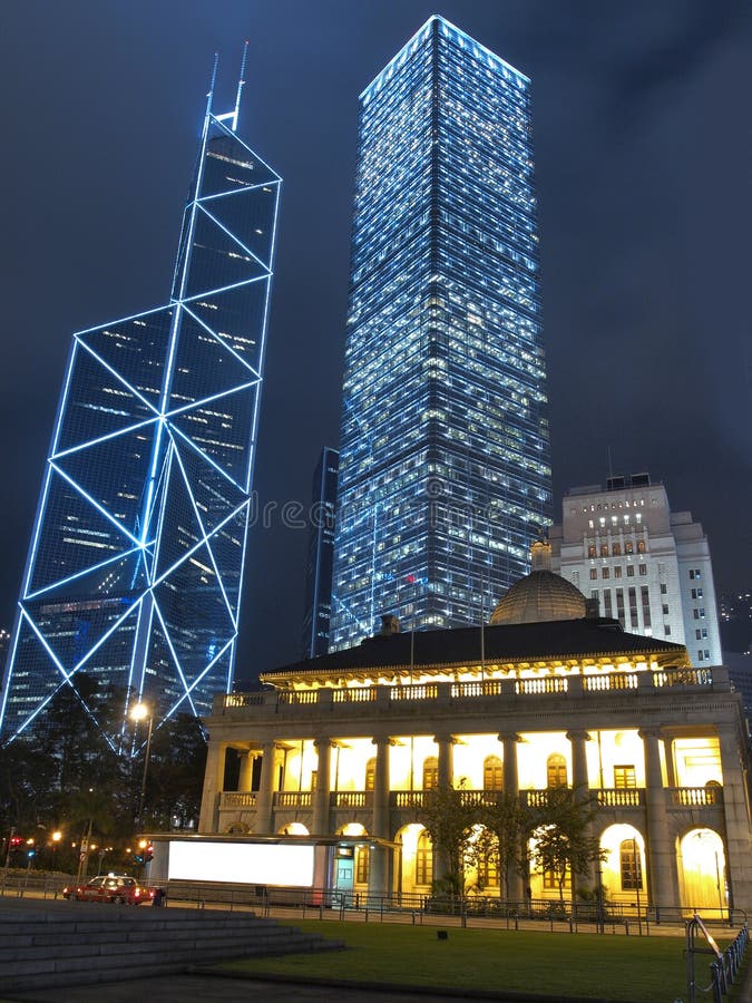 De Gebouwen van de Kern van Hongkong bij Nacht royalty-vrije stock fotografie De Gebouwen van de Kern van Hongkong bij Nacht royalty-vrije stock fotografie