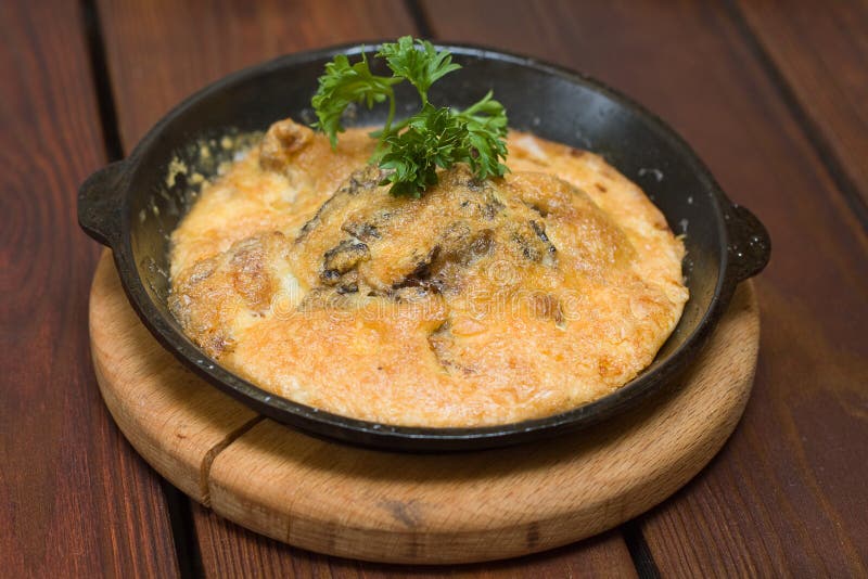 De gratin van de aardappel - restaurantvoedsel stock foto's De gratin van de aardappel - restaurantvoedsel stock foto's