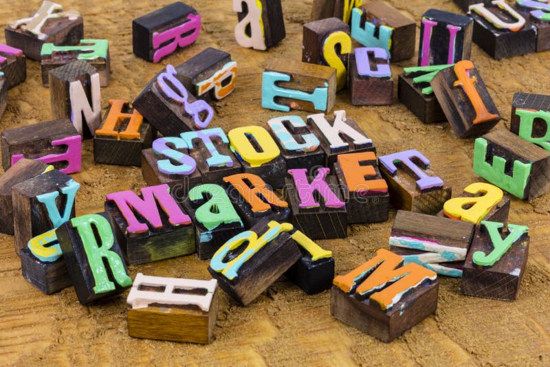 De groei van de investeringen in financiële ondernemingen in de aandelenmarkt analyseert de risicoanalyse royalty-vrije stock afbeeldingen De groei van de investeringen in financiële ondernemingen in de aandelenmarkt analyseert de risicoanalyse royalty-vrije stock afbeeldingen