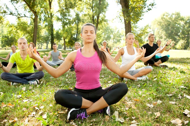 De groep van de meditatie stock fotografie De groep van de meditatie stock fotografie