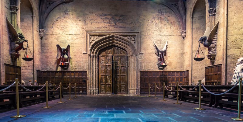 Leavesden, London - August 31 2014: The Great Hall in the Warner Brothers Studio tour 'The making of Harry Potter' in London, Uk. Leavesden, London - August 31 2014: The Great Hall in the Warner Brothers Studio tour 'The making of Harry Potter' in London, Uk
