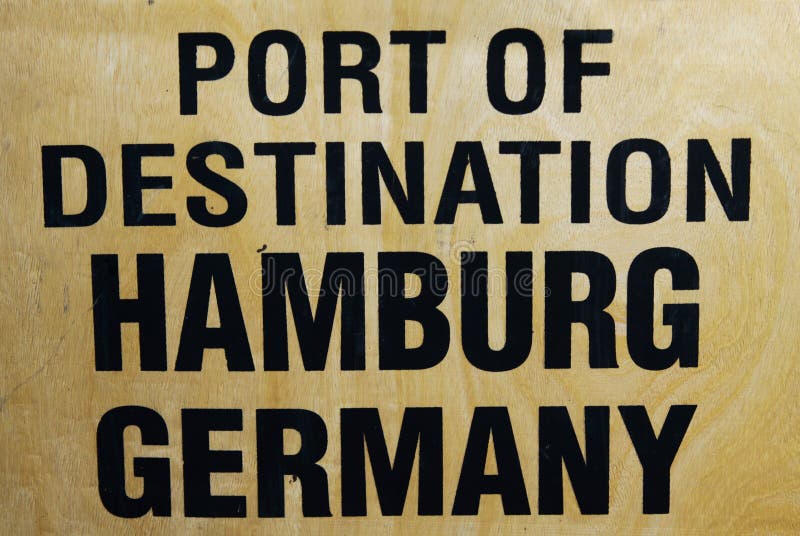 De haven van bestemming Hamburg Duitsland drukte op houten vervoerdoos royalty-vrije stock fotografie De haven van bestemming Hamburg Duitsland drukte op houten vervoerdoos royalty-vrije stock fotografie