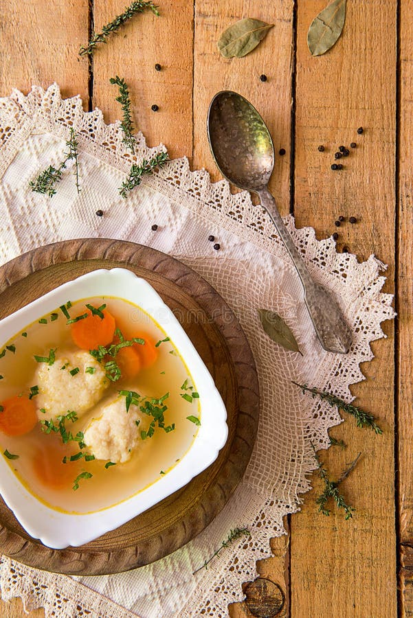 De Heerlijke Soep Van De Kippenbouillon Stock Foto Image of gekookt