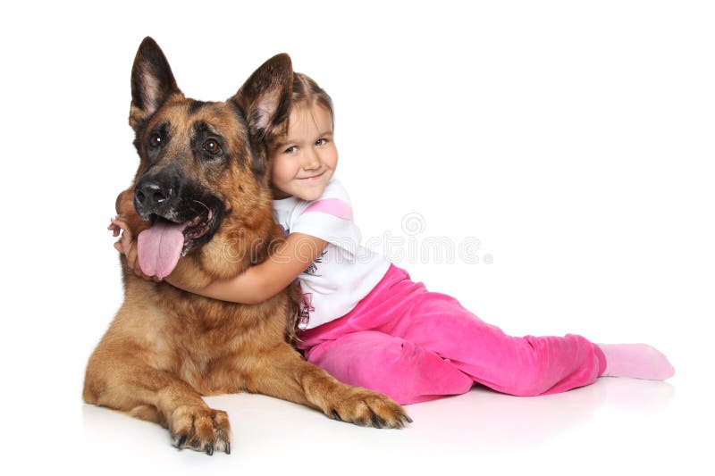 De hond van het meisje en van de Duitse herder