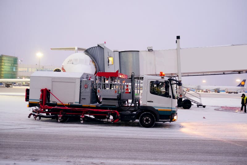 Deicing Machine at the Airport Stock Photo Image of engine, metallic