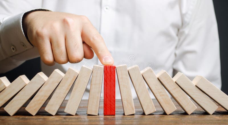 De instortingssneeuwbaleffect van zakenmaneinden De zaken van de spanningsweerstand Financi?le Stabiliteit Terugwinningszaken Eva royalty-vrije stock afbeelding De instortingssneeuwbaleffect van zakenmaneinden De zaken van de spanningsweerstand Financi?le Stabiliteit Terugwinningszaken Eva royalty-vrije stock afbeelding