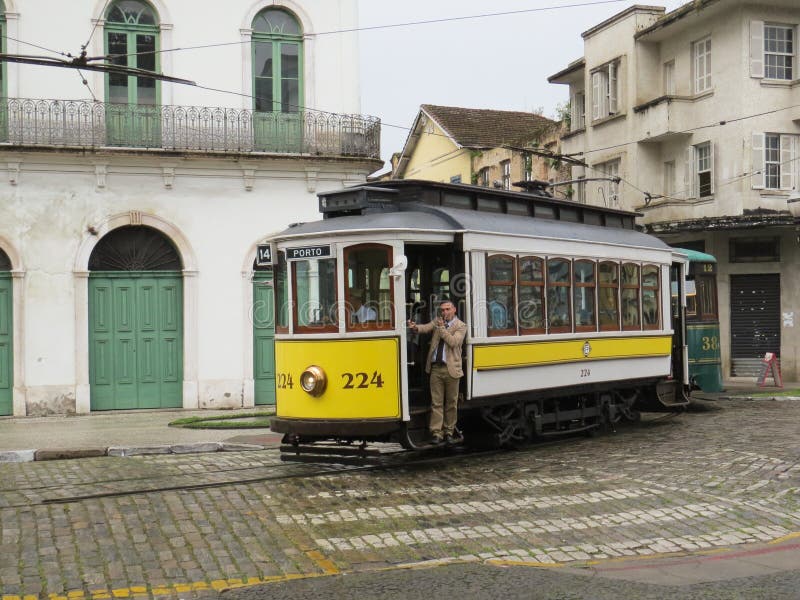 22 de julio de 2018, ciudad de Santos, São Pablo, el Brasil, teleférico eléctrico en viaje turístico foto de archivo libre de regalías 22 de julio de 2018, ciudad de Santos, São Pablo, el Brasil, teleférico eléctrico en viaje turístico foto de archivo libre de regalías