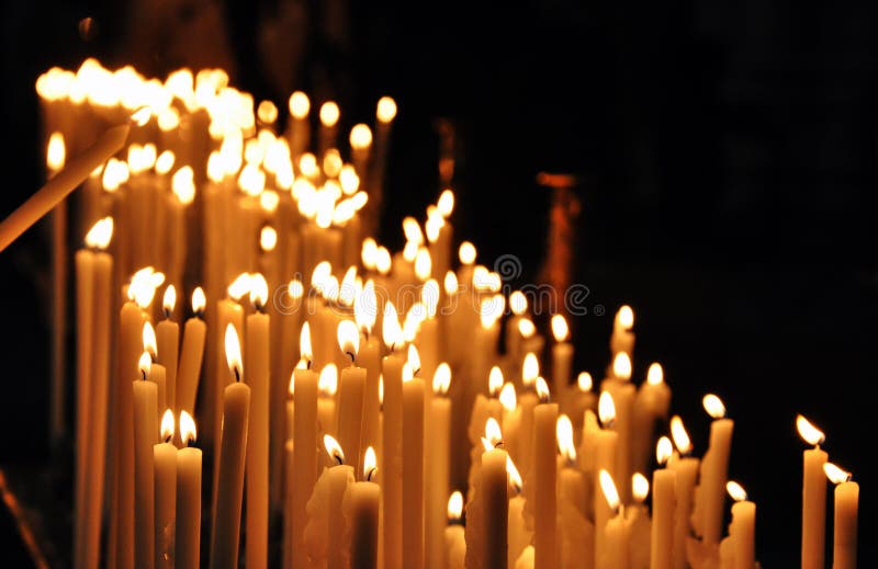 De Kaarsen van het kerkgebed
