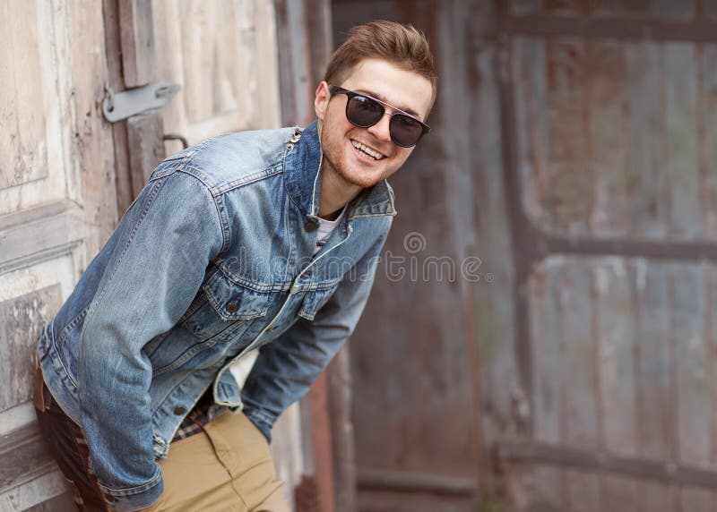 De kerel van de Hipsterstijl stock fotografie De kerel van de Hipsterstijl stock fotografie