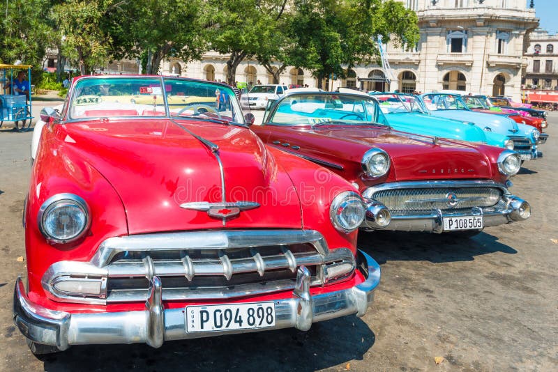 Klassieke Amerikaanse auto's in Havana royalty-vrije stock fotografie