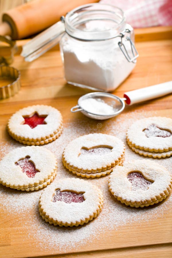 De koekjes van geleikerstmis stock afbeeldingen De koekjes van geleikerstmis stock afbeeldingen
