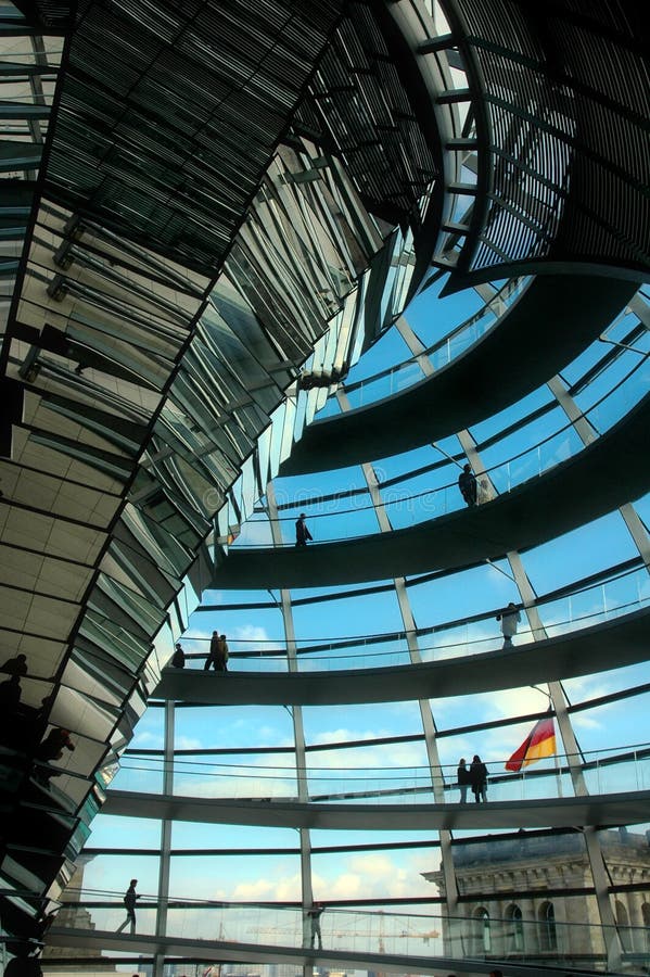 De Koepel van Reichstag - Berlijn royalty-vrije stock afbeelding De Koepel van Reichstag - Berlijn royalty-vrije stock afbeelding