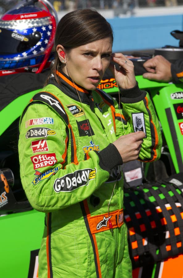 De Kop en Nationale Danica Patrick van de Sprint NASCAR royalty-vrije stock foto's De Kop en Nationale Danica Patrick van de Sprint NASCAR royalty-vrije stock foto's