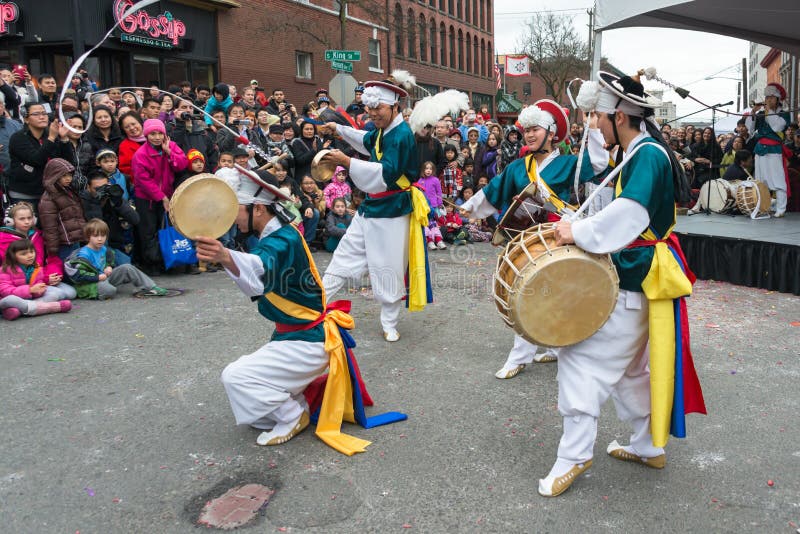 De Koreaanse Traditionele Dans van Landbouwers royalty-vrije stock afbeeldingen De Koreaanse Traditionele Dans van Landbouwers royalty-vrije stock afbeeldingen