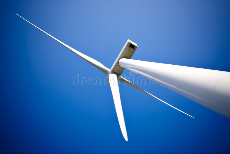 De krachtcentrale van de de energieturbine van de wind