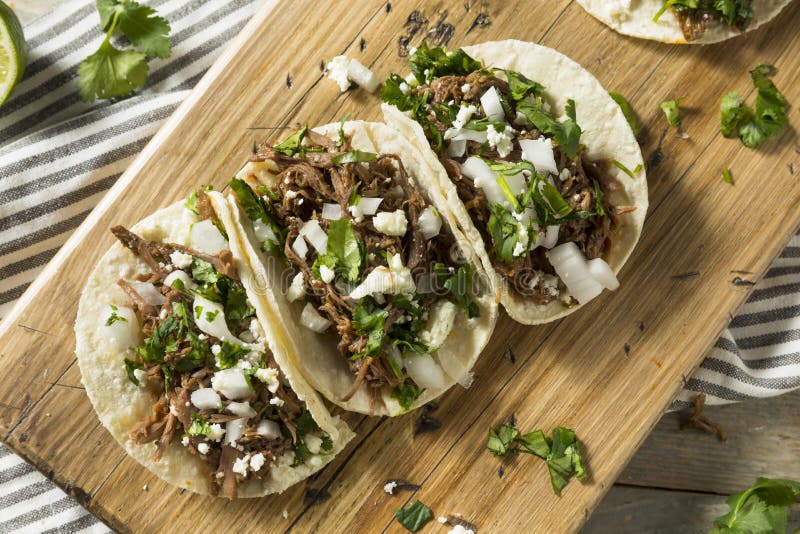 De kruidige Eigengemaakte Taco's van Rundvleesbarbacoa