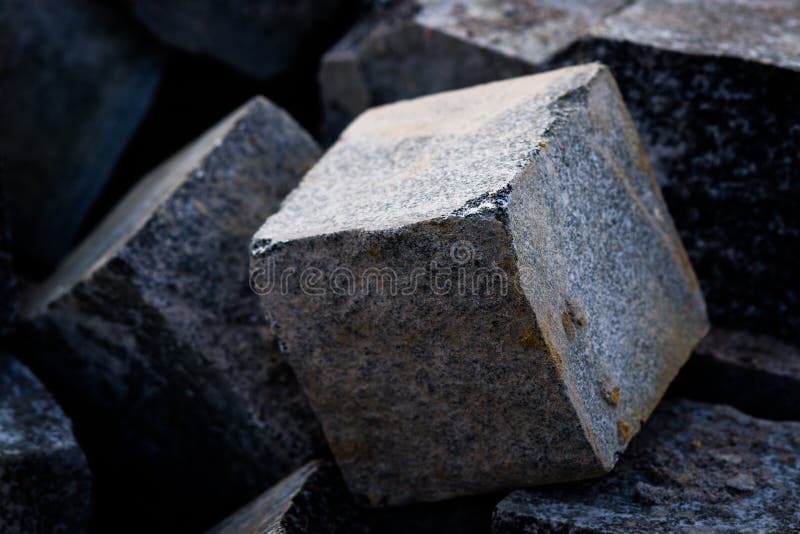 De kubieke blokken van de vormsteen stock foto's De kubieke blokken van de vormsteen stock foto's