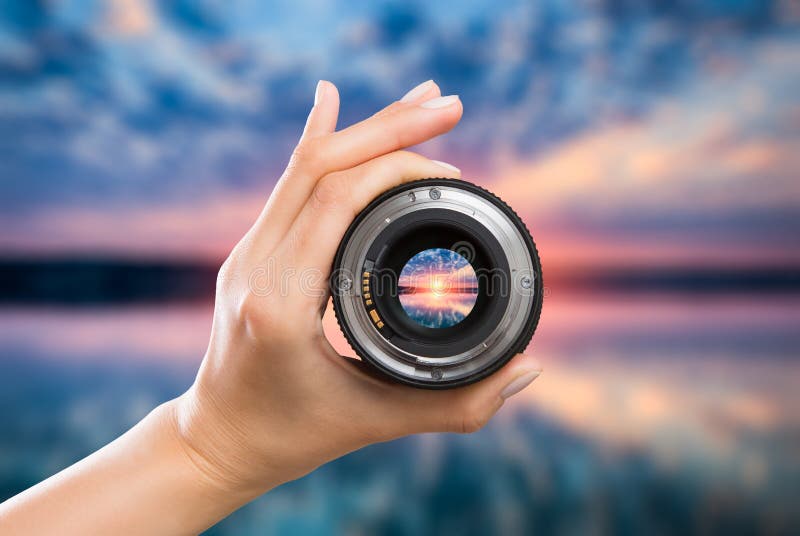 Concept van een cameralens stock fotografie
