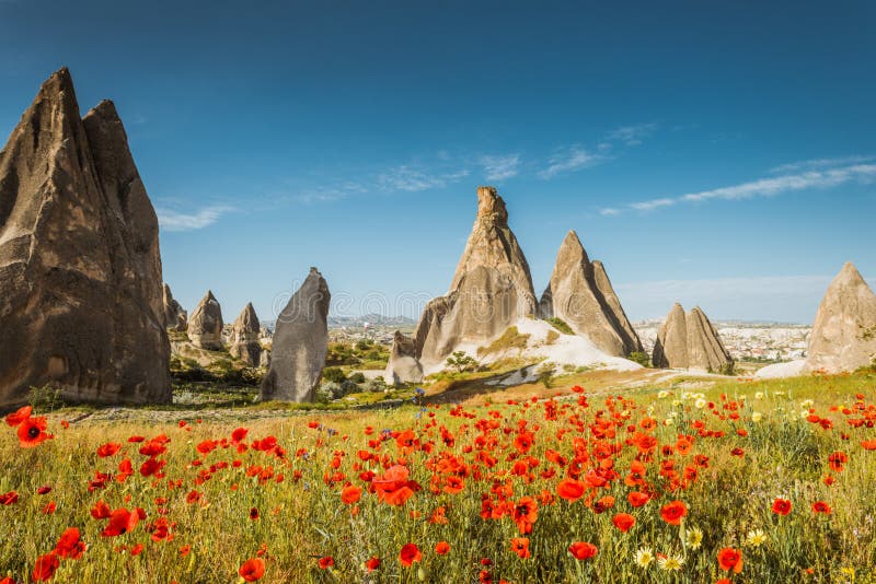 De lente in Cappadocia, Turkije stock fotografie De lente in Cappadocia, Turkije stock fotografie