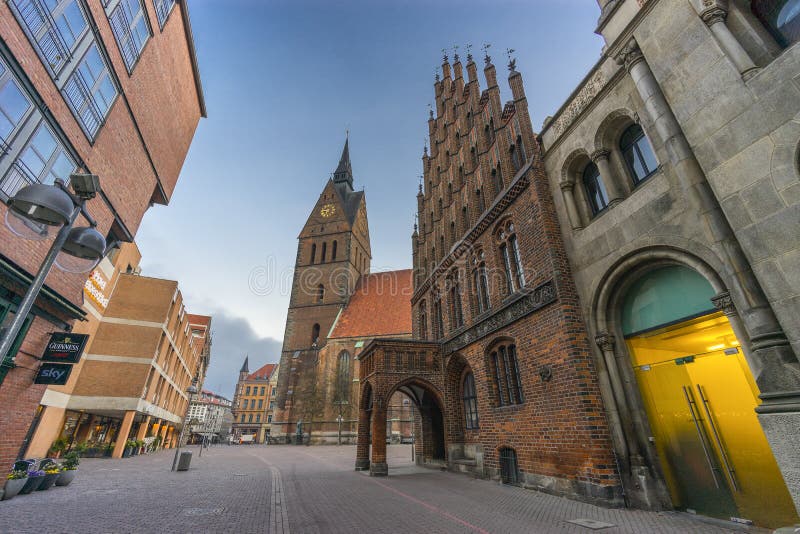 De Lutheran kerk van Marktkirche in Hanover, Duitsland royalty-vrije stock afbeeldingen De Lutheran kerk van Marktkirche in Hanover, Duitsland royalty-vrije stock afbeeldingen