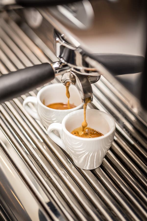 De machine van de koffie royalty-vrije stock afbeeldingen De machine van de koffie royalty-vrije stock afbeeldingen