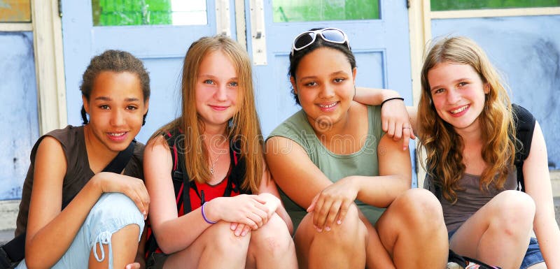 De meisjes van de school afbeelding. Image of diversiteit - 2798777