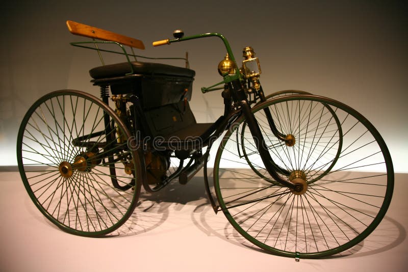De motor quadricycle stahlradwagen van Daimler royalty-vrije stock fotografie De motor quadricycle stahlradwagen van Daimler royalty-vrije stock fotografie