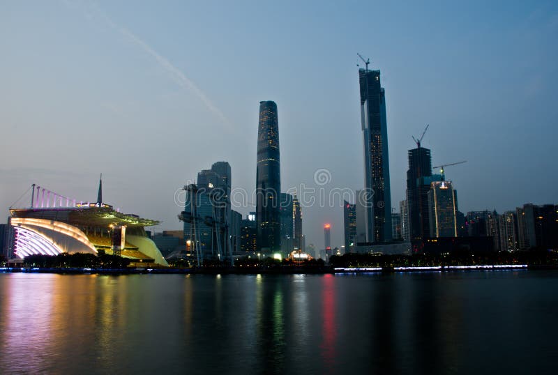 De Nacht van de Guangzhoustad stock foto's De Nacht van de Guangzhoustad stock foto's