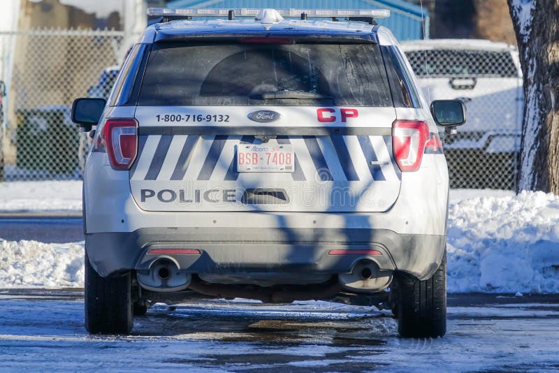 11 de noviembre de 2018 - servicio policial SUV de Calgary, Alberta, Canadá - de Calgary parqueado por el borde de la carretera fotografía de archivo libre de regalías 11 de noviembre de 2018 - servicio policial SUV de Calgary, Alberta, Canadá - de Calgary parqueado por el borde de la carretera fotografía de archivo libre de regalías