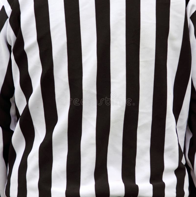 De officiële strepen van het scheidsrechtersoverhemd