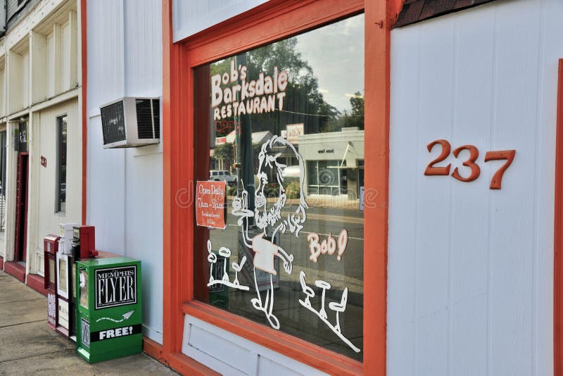 De Opslagvoorzijde van het loodjes` s Barksdale Restaurant stock afbeeldingen De Opslagvoorzijde van het loodjes` s Barksdale Restaurant stock afbeeldingen