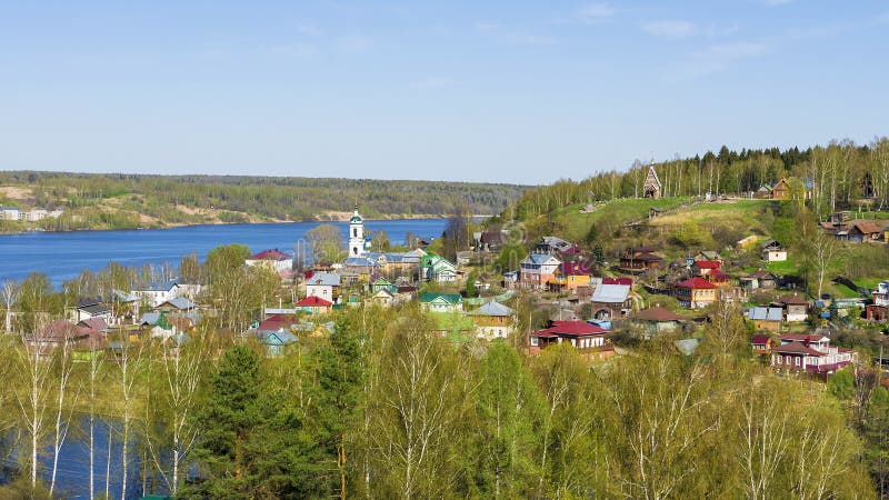 De oude Russische stad van Ples op de Volga Rivier, Rusland royalty-vrije stock fotografie De oude Russische stad van Ples op de Volga Rivier, Rusland royalty-vrije stock fotografie