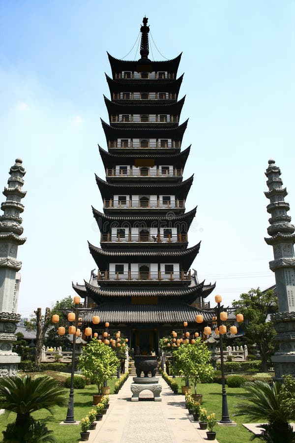 De oude tempel van Zhen gu, toren China